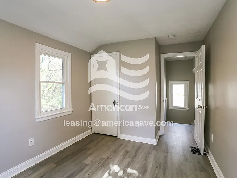 418199_011_wm_-_bedroom_13284541.jpg