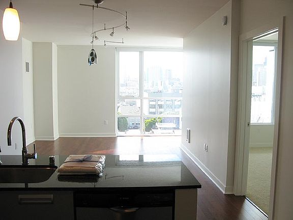 2nd image of 301 Berry St #8F