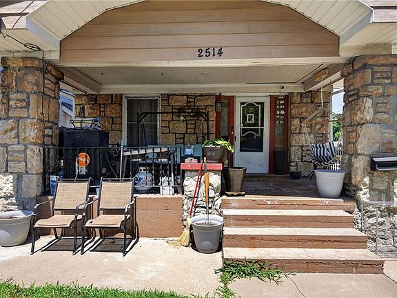 3rd image of 4140 Prospect Ave