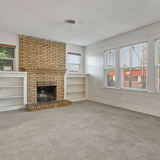 823 N Dallas Ave — Photo 4
