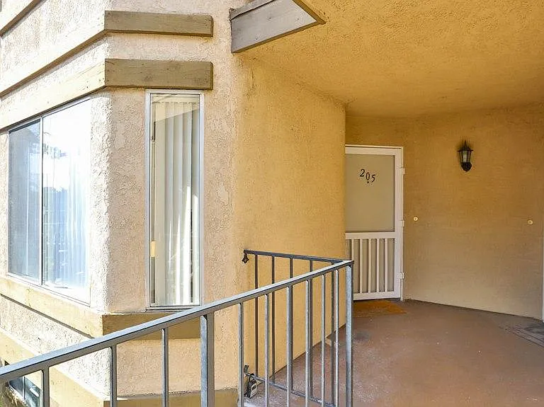 4201 W 5th St #205 — Photo 29
