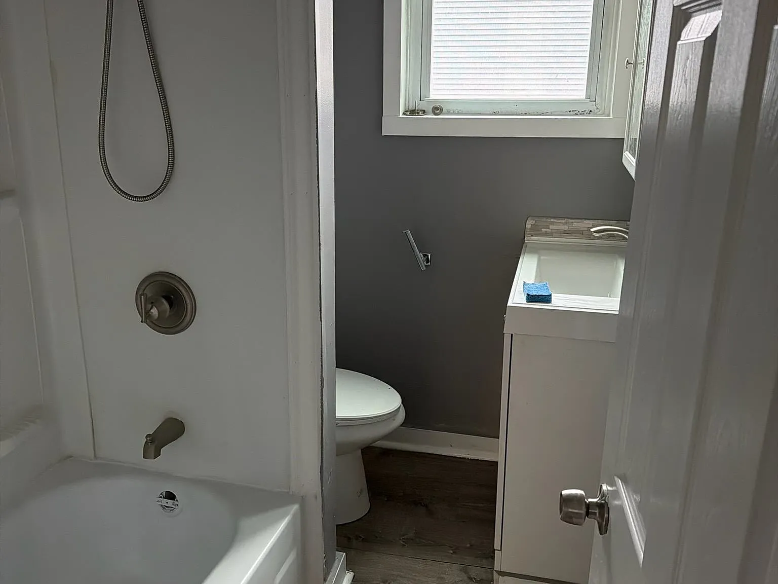 3 bed, 900 sqft, $1,450 — Photo 4