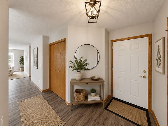 3rd image of 2608 10th St SW