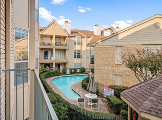12550 Whittington Dr APT 811, Houston, TX 77077
