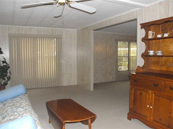 3rd image of 910 Blue Heron Blvd