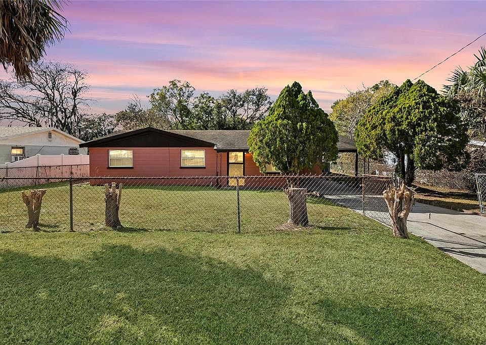 1st image of 1210 GLADYS AVENUE