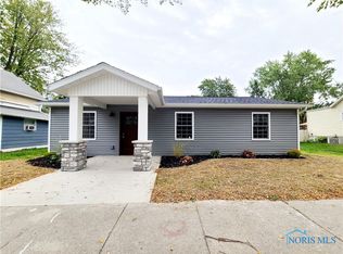 903 S Main St, Bryan, OH