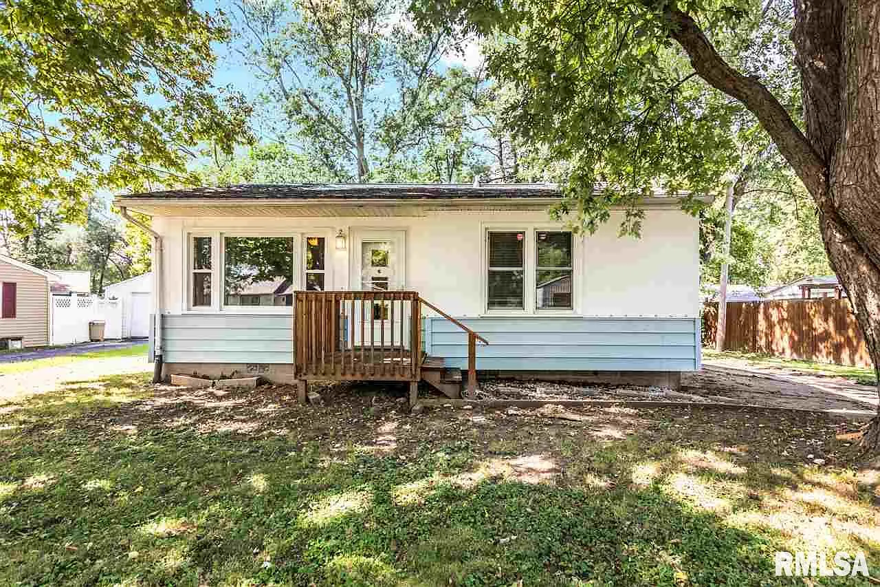 4115 Fairview Dr photo 1