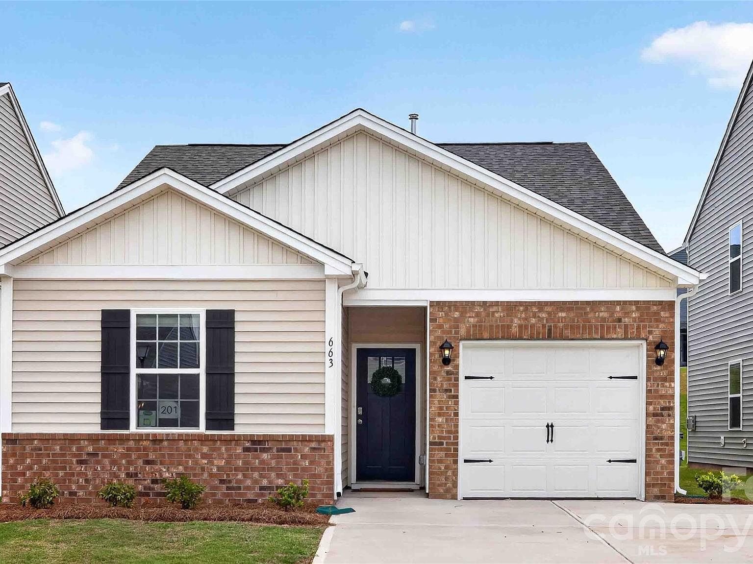 663 13th Avenue Dr NE — Hampton Heights Golf Course
