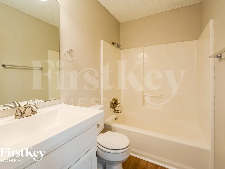 8513 NE 110th St — Photo 13