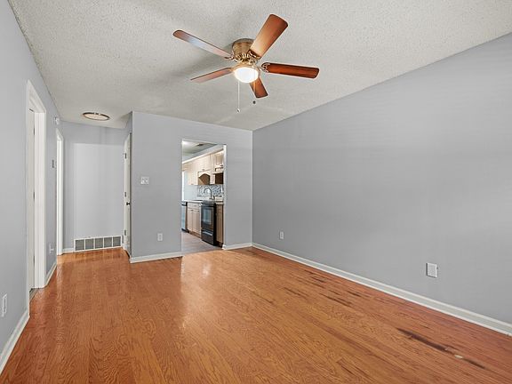 4th image of 7190 Charlton Way