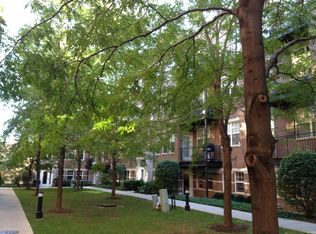 303 W Scott St APT 303, Chicago, IL 60610