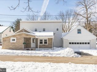 329 Hillcrest Ave, Conshohocken, PA