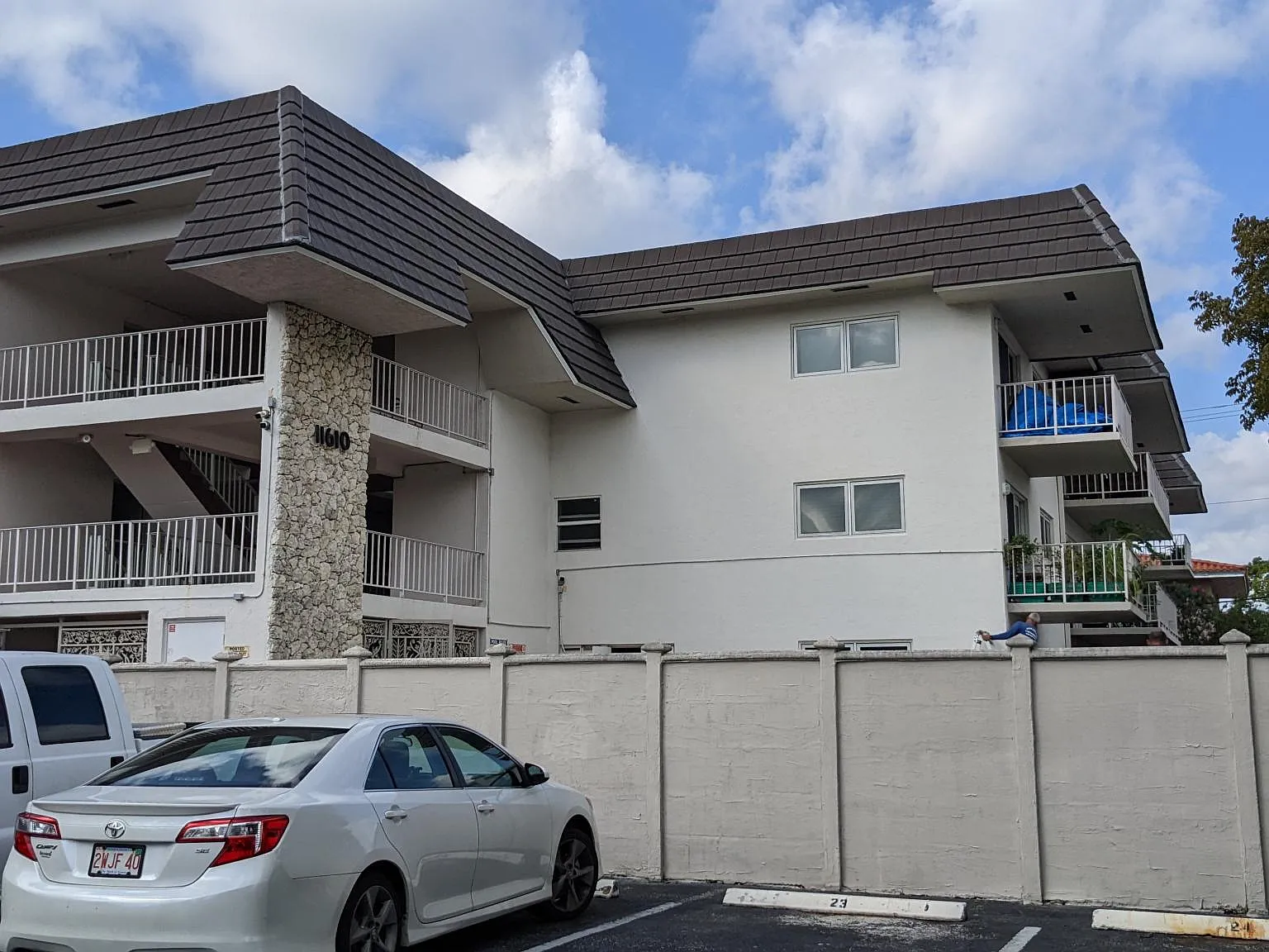 3 bed, 1176 sqft, $2,700 — Photo 2