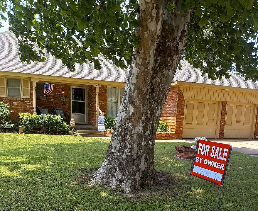 large shadetree, front porch