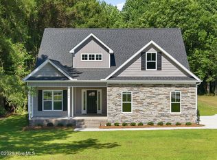 2801 Holston Way, Grimesland, NC 27837