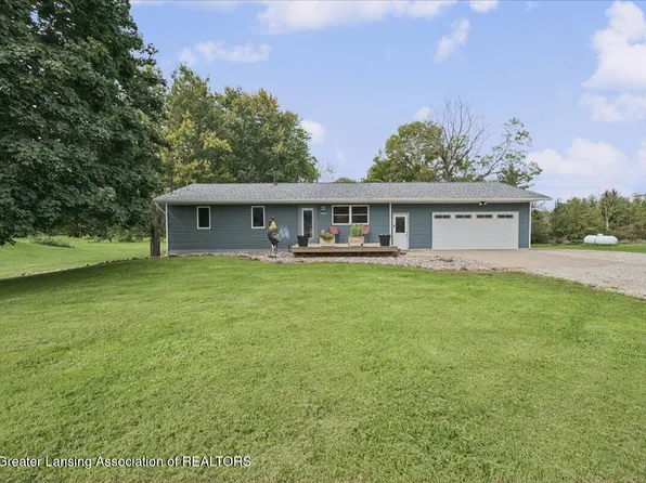 9480 Fenner Rd, Laingsburg, MI 48848