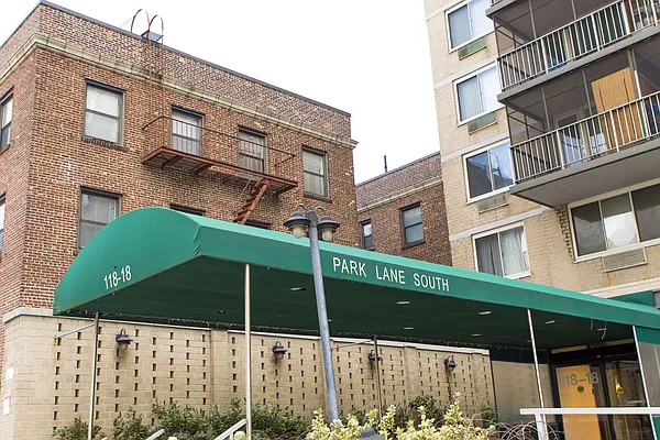 Sold by KA Realty Group Inc | media 29