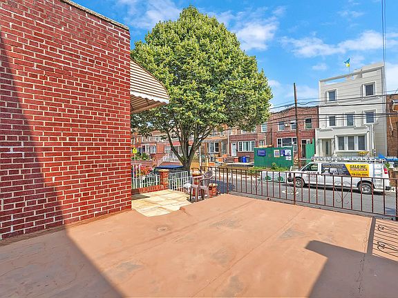 2nd image of 2128 37th St
