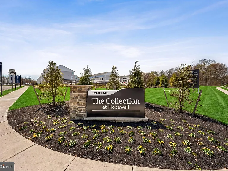 2307 Prince Hall Dr — Photo 4