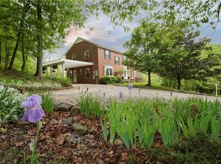 922 Woodland Ave, South Charleston, WV 25303