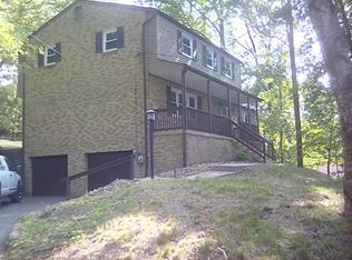 11 Plum Crest Dr, Pittsburgh, PA 15239