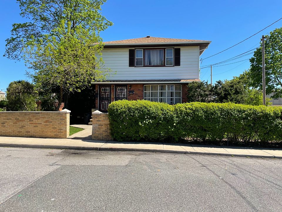 2nd image of 289 Louis Ave