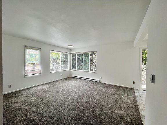 5th image of 1307 14th Ave S #104