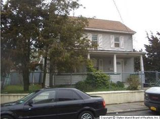 97 Harbor Rd, Staten Island, NY 10303