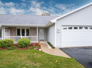 3125 White Tail Ln #B-11, Oshkosh, WI 54904