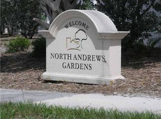 421 NE 45th St, Oakland Park, FL 33334