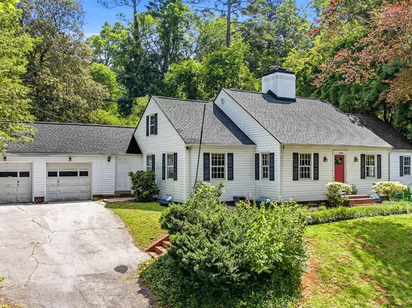 1208 S Chilhowee Dr, Knoxville, TN 37914