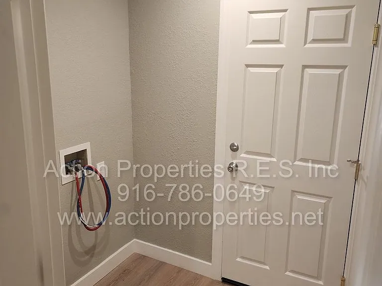 1057 Shenencock Way — Photo 22