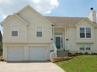 21837 S Main St, Spring Hill, KS 66083