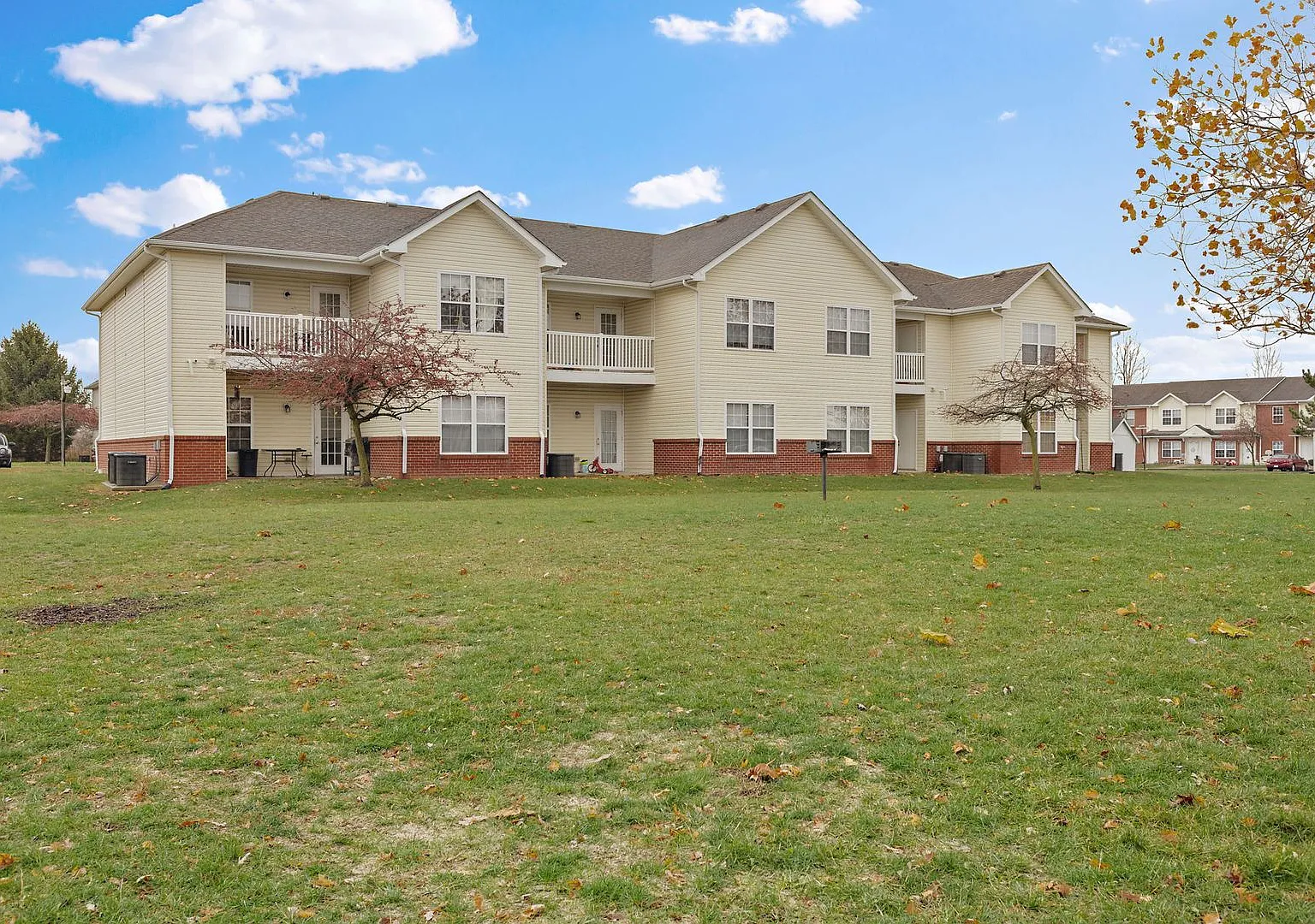 Rent $1725/mo Minutes to Honda Cul De Sac Community — Photo 1