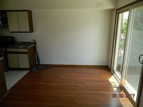 3rd image of 8416 Westberry Ln