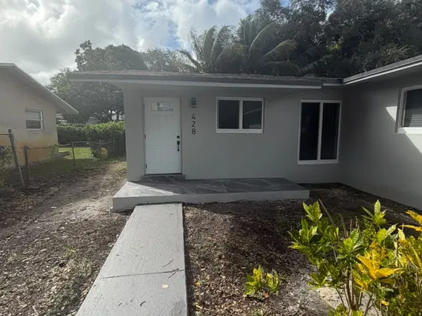 426 NE 166th St, Miami, FL