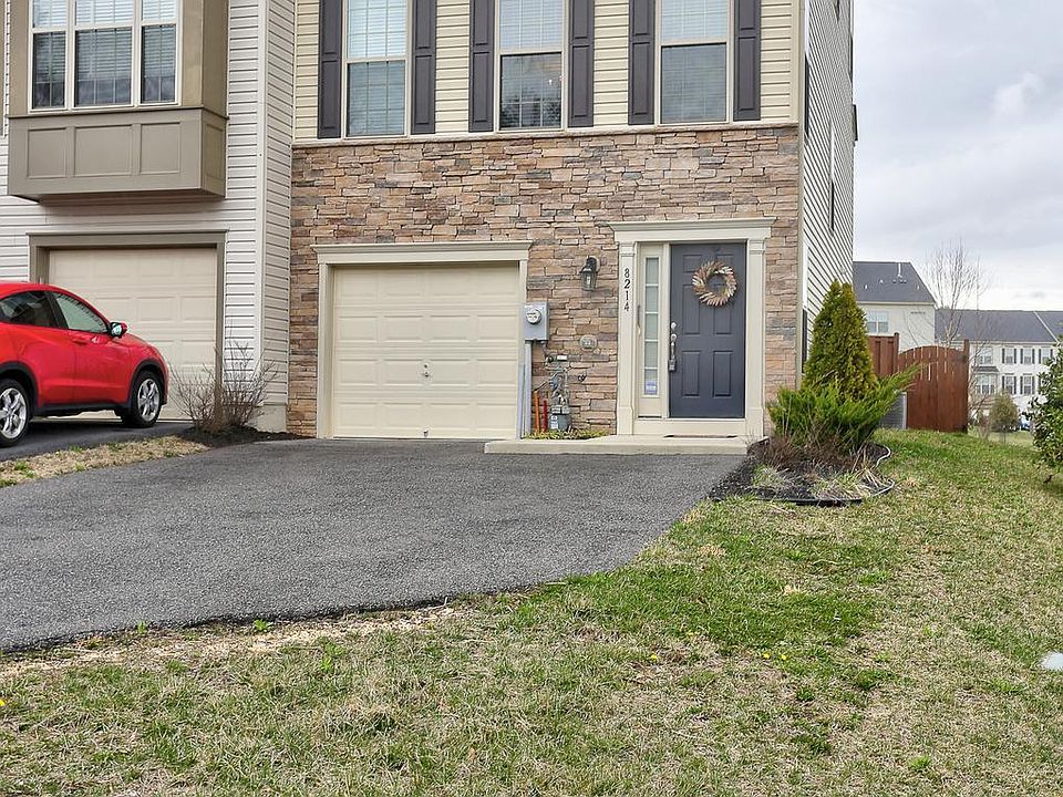 1st image of 8214 Carinoso Way