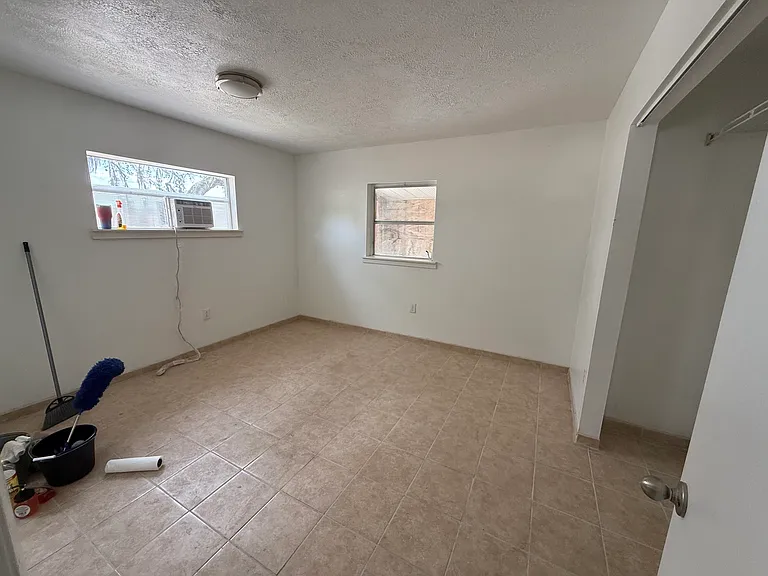 5074 Mapletree Ln — Photo 18