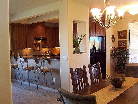 Kitchen & Dining room