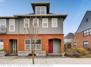 1425 NE Village St, Fairview, OR 97024