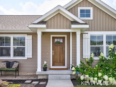 2108 E View Dr, Jenison, MI, 49428