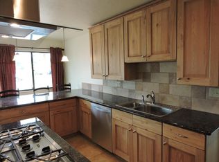6402 E Duke Dr, Tucson, AZ 85710