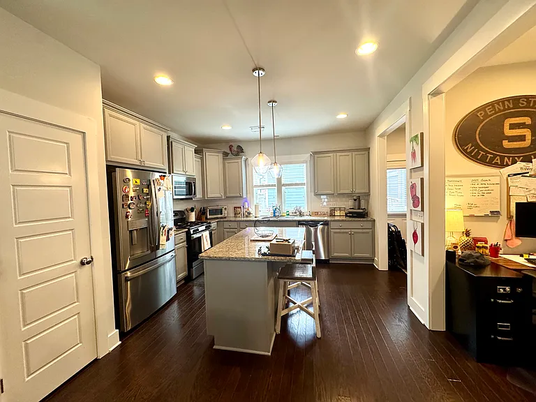 257 Douglas Falls Dr — Photo 3