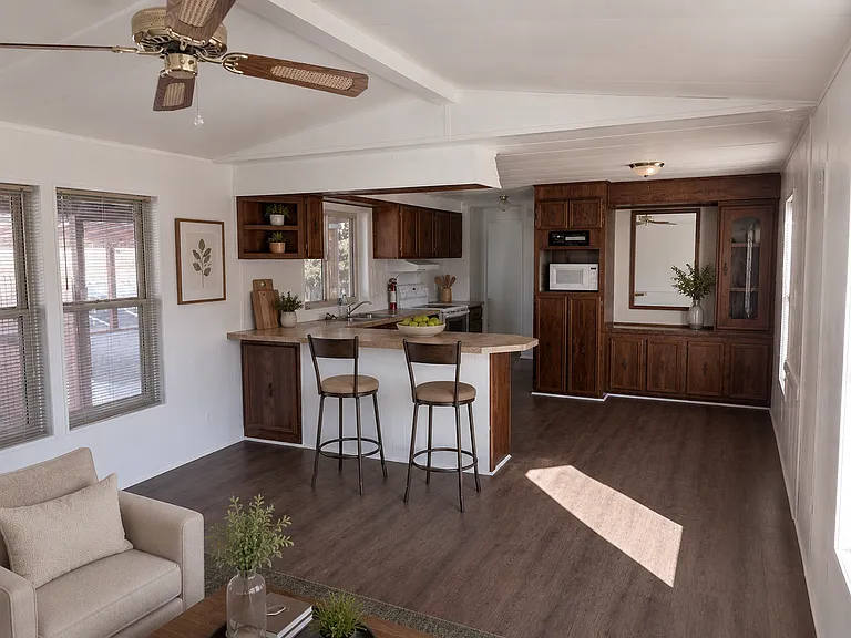 1710 N Pinewood Dr #2230WP — Photo 1