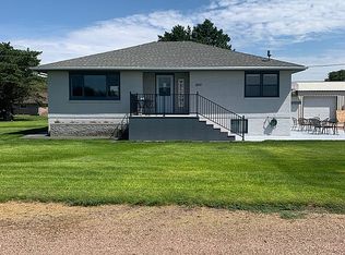 899 N Splinter Rd, North Platte, NE 69101