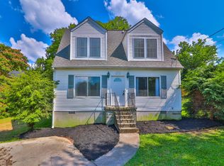 2214 Aster Rd, Knoxville, TN 37918