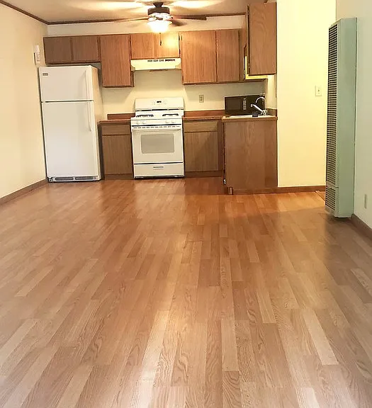 2260 Terrace Ave — Photo 3