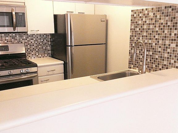 4th image of 250 W 90th St APT 3G