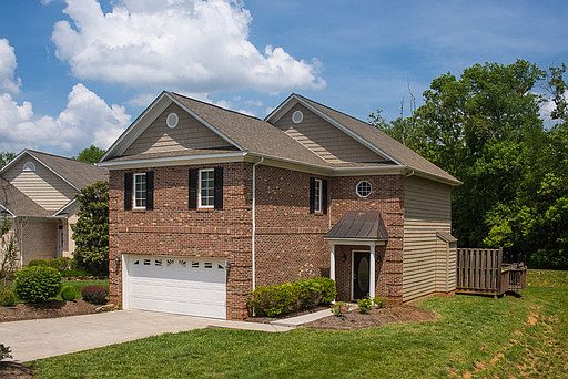 1st image of 944 Gothic Manor Ln